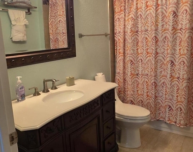 108 Sw Peacock Boulevard - Photo Thumbnail 15