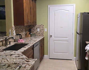 108 Sw Peacock Boulevard - Photo Thumbnail 5