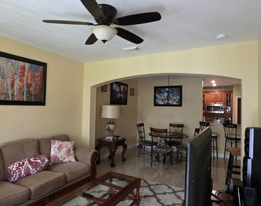 108 Sw Peacock Boulevard - Photo Thumbnail 10
