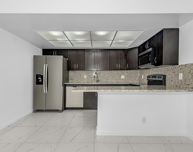 8706 W Sample Road - Photo Thumbnail 2