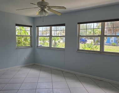 1125 S Ocean Drive - Photo Thumbnail 3