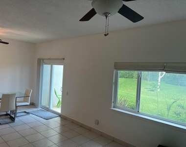 4878 Sw 32nd Terrace - Photo Thumbnail 4