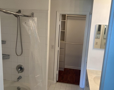 4878 Sw 32nd Terrace - Photo Thumbnail 9