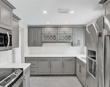 11627 Sw 50th Street - Photo Thumbnail 12