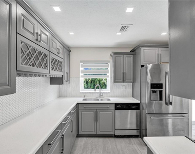 11627 Sw 50th Street - Photo Thumbnail 7