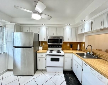 3601 Inverrary Drive - Photo Thumbnail 3