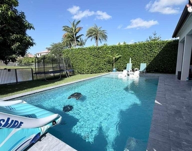 8408 Nw 40th Street - Photo Thumbnail 11