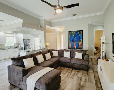 8241 Tobago Lane - Photo Thumbnail 6