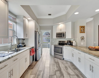8241 Tobago Lane - Photo Thumbnail 10