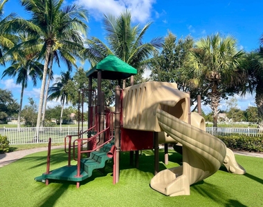 8262 Dominica Place - Photo Thumbnail 40