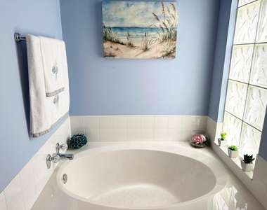 8262 Dominica Place - Photo Thumbnail 18