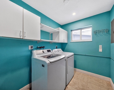 6251 Ne 20th Terrace - Photo Thumbnail 44