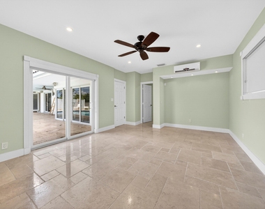 6251 Ne 20th Terrace - Photo Thumbnail 28