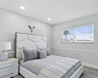 6251 Ne 20th Terrace - Photo Thumbnail 40