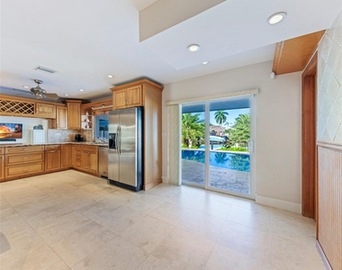 6251 Ne 20th Terrace - Photo Thumbnail 45