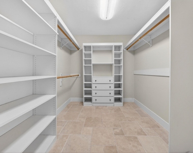 6251 Ne 20th Terrace - Photo Thumbnail 30