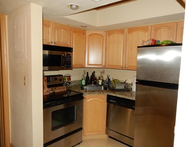 901 Ne 3rd Street - Photo Thumbnail 3