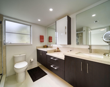 535 Oaks Drive - Photo Thumbnail 5