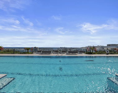 220 Lake Shore Drive - Photo Thumbnail 11