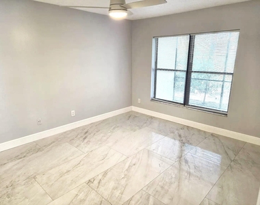 6551 Se Federal Highway - Photo Thumbnail 5
