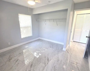 6551 Se Federal Highway - Photo Thumbnail 10