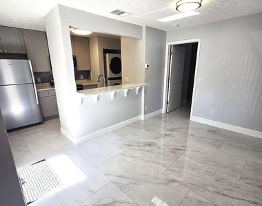 6551 Se Federal Highway - Photo Thumbnail 1
