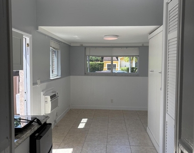 1418 Wiley Street - Photo Thumbnail 13