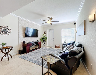4680 Mimosa Place - Photo Thumbnail 9