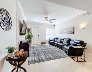 4680 Mimosa Place - Photo Thumbnail 8