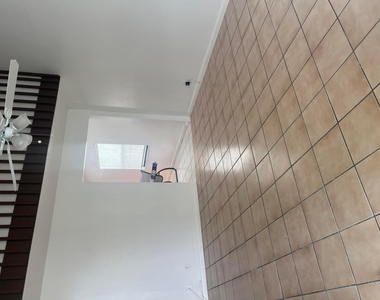 57 Peachtree Place - Photo Thumbnail 1