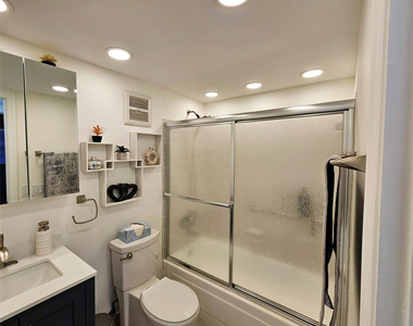 2751 E Golf Boulevard - Photo Thumbnail 11