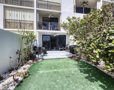 355 S Ocean Drive - Photo Thumbnail 22