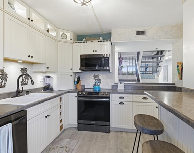 355 S Ocean Drive - Photo Thumbnail 7