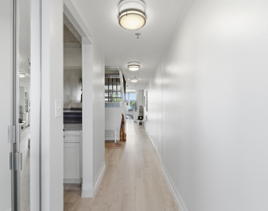 355 S Ocean Drive - Photo Thumbnail 3