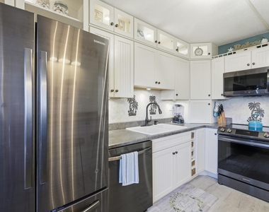 355 S Ocean Drive - Photo Thumbnail 6