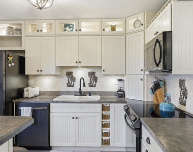355 S Ocean Drive - Photo Thumbnail 4