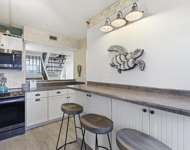 355 S Ocean Drive - Photo Thumbnail 10