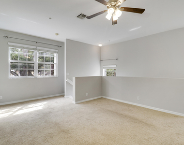 104 Lighthouse Circle - Photo Thumbnail 6