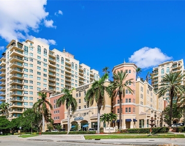 1030 Seminole Drive - Photo Thumbnail 11