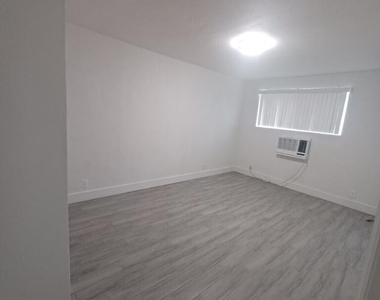 24 Sw 13th Street - Photo Thumbnail 1