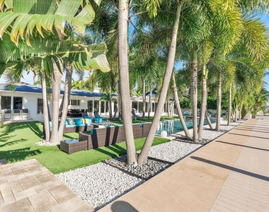 207 Royal Palm Drive - Photo Thumbnail 76