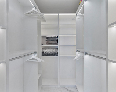 207 Royal Palm Drive - Photo Thumbnail 39