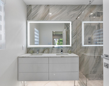 207 Royal Palm Drive - Photo Thumbnail 40