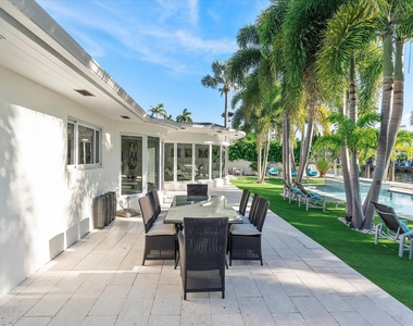 207 Royal Palm Drive - Photo Thumbnail 70
