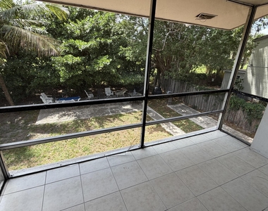4061 Nw 9th Avenue - Photo Thumbnail 11