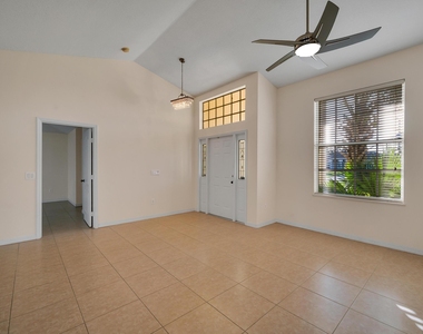 4209 Sw Mcclellen Street - Photo Thumbnail 4