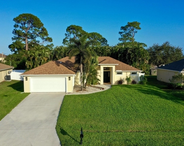 4209 Sw Mcclellen Street - Photo Thumbnail 3
