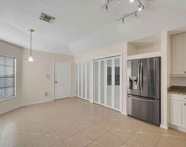 4209 Sw Mcclellen Street - Photo Thumbnail 7