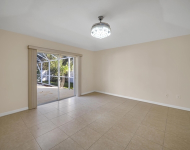 4209 Sw Mcclellen Street - Photo Thumbnail 12