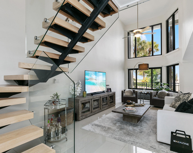 665 Se 21st Avenue - Photo Thumbnail 1